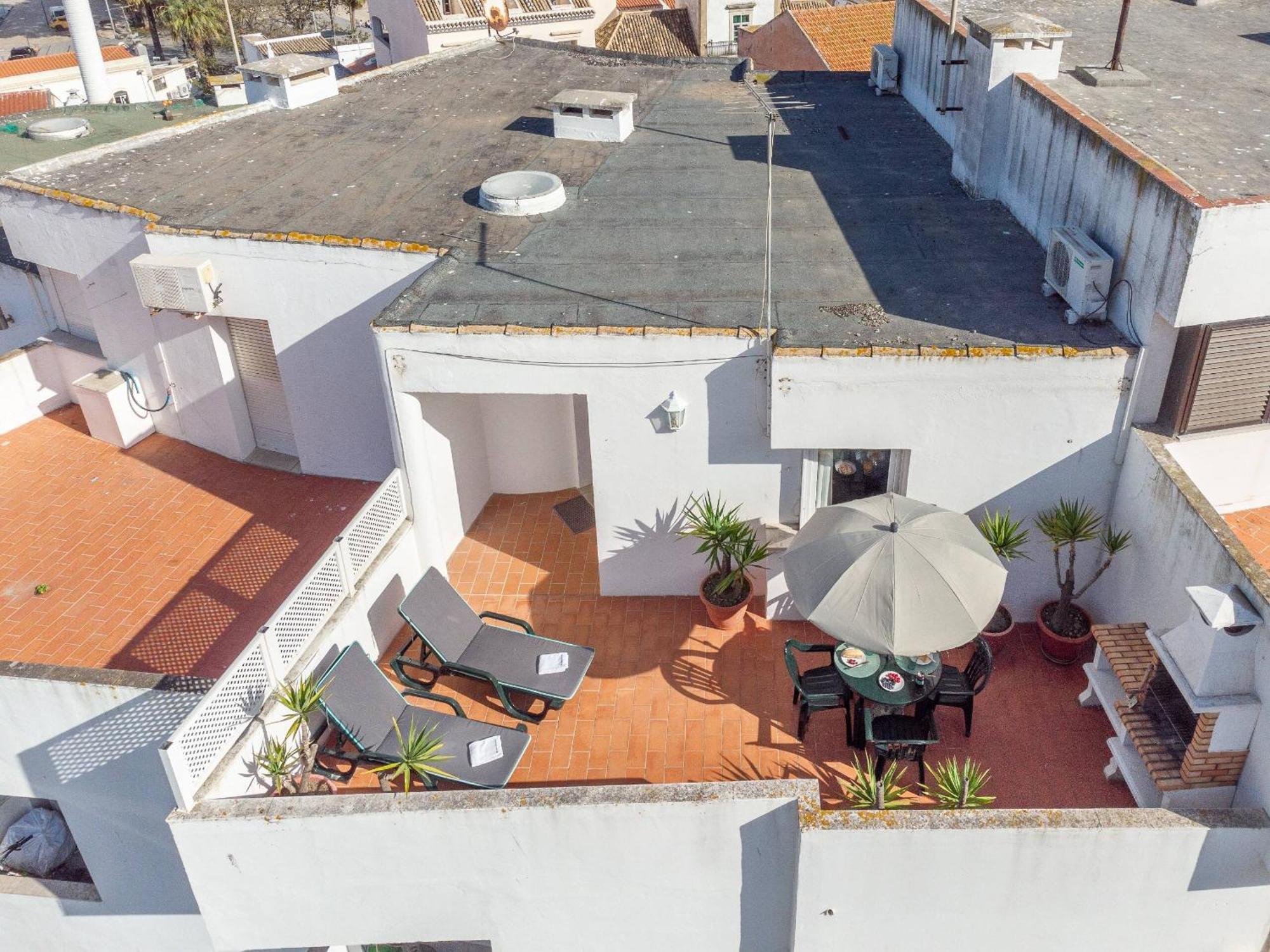 Lena'S Beach House By Hellovacations Albufeira Exterior photo